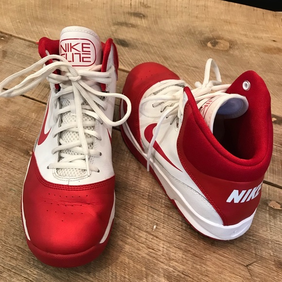 red nike shoes youth